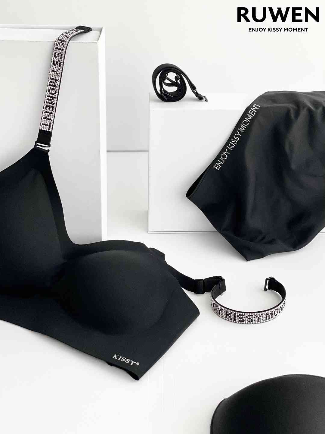 DIAMOND SHOULDER STRAP COLLANGEN SILK BRA SET